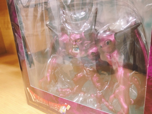 ソフビモンスターのおもちゃ