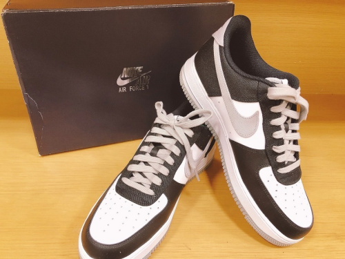 シューズのナイキ
