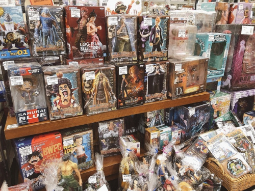 おもちゃのトミカ