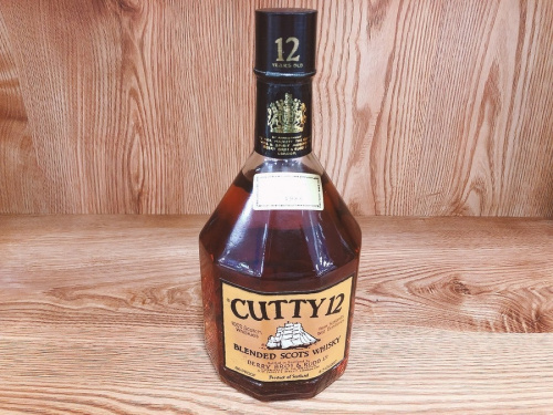 ウイスキーのサントリー