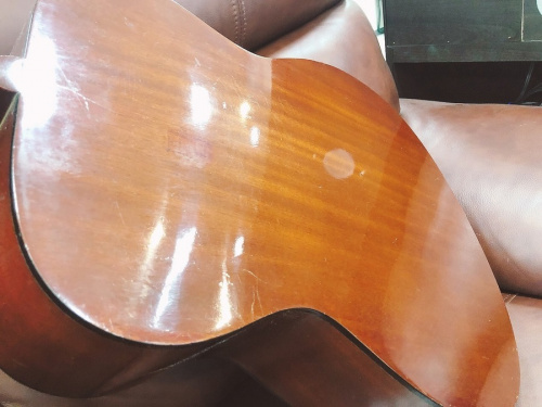 アンプ　の電子ピアノ