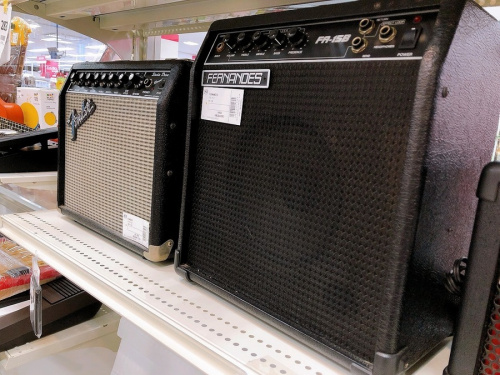 ギターアンプの中古楽器