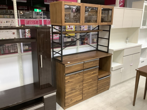 家具のカップボード・食器棚