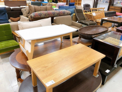 ダイニングテーブル