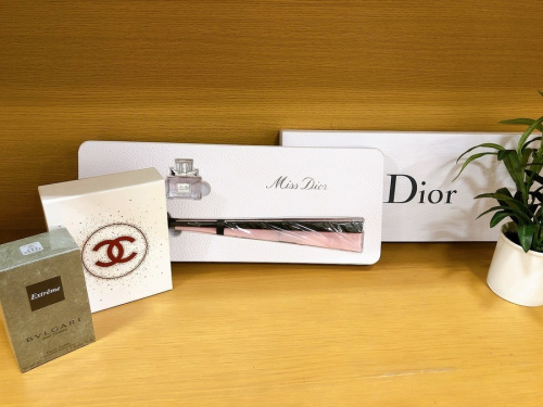 ブランド・ラグジュアリーの香水