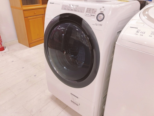 生活家電のドラム式洗濯機