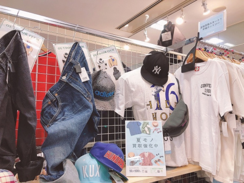 シャツのポロシャツ