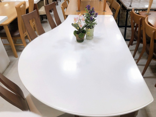 ダイニングセットの片山家具