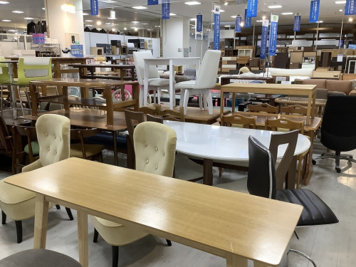 カウンターテーブルの中古家具