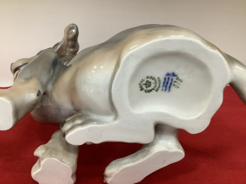 フィギュリンの京都　リサイクルショップ