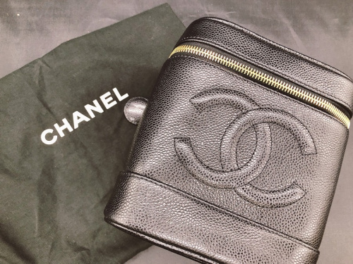 バッグのCHANEL