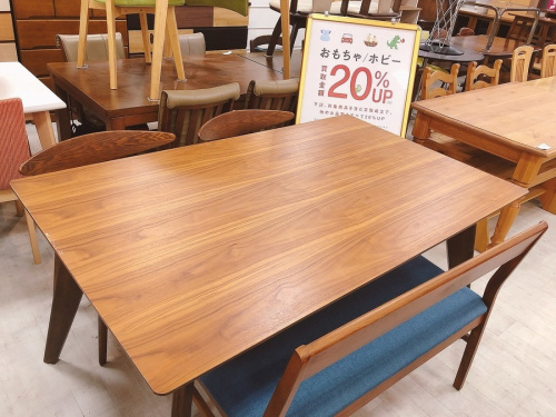 家具のダイニングセット