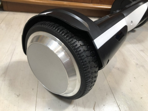 キントーンのバランススクーター