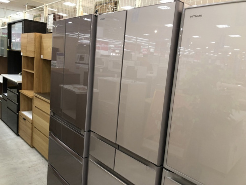 大型冷蔵庫のHITACHI（ヒタチ）