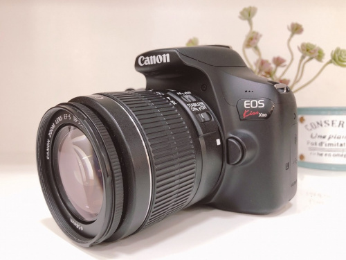 一眼レフカメラのCANON