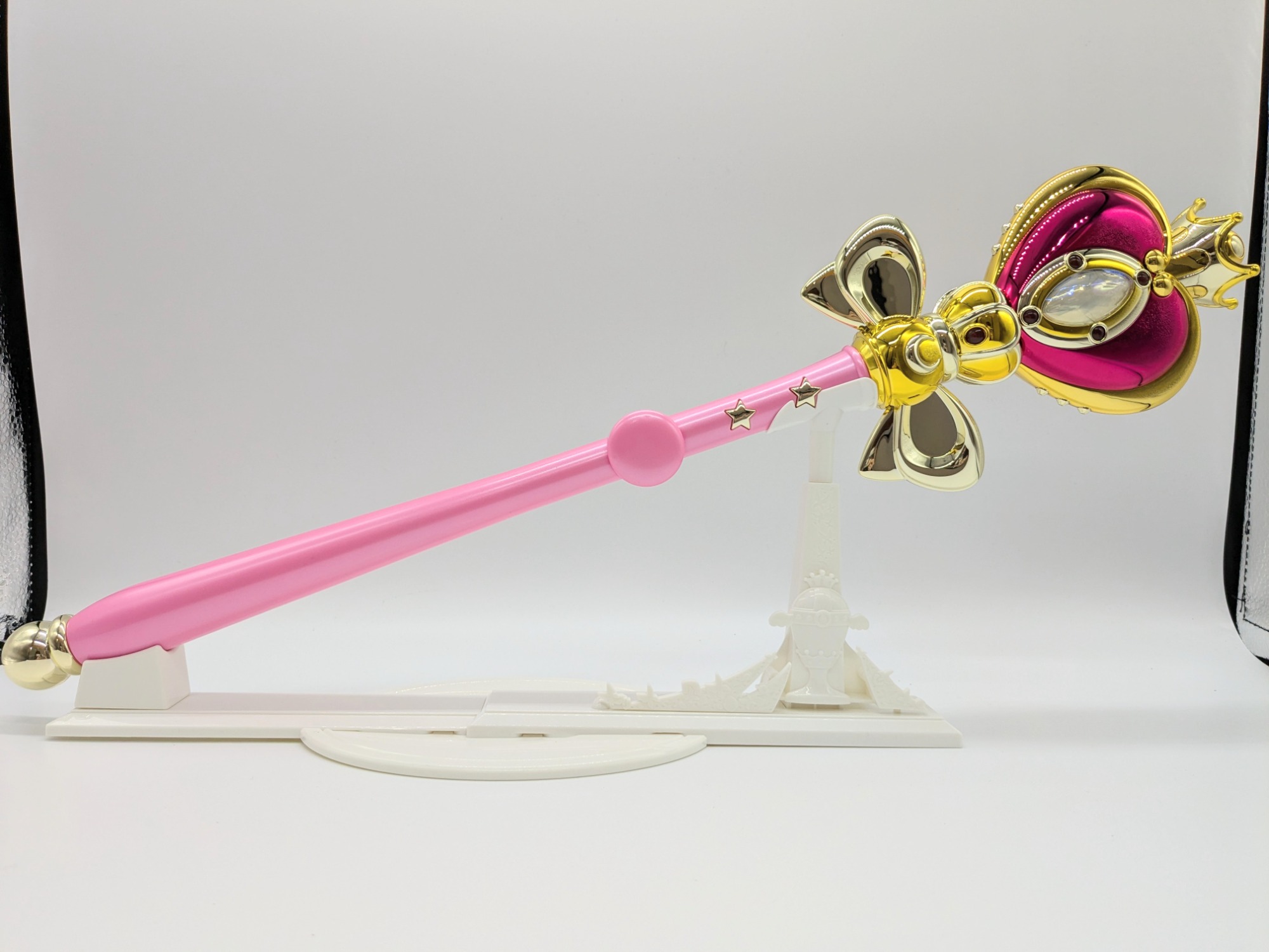 あの頃の憧れがよみがえる】セーラームーンよりロッド2種のご紹介です