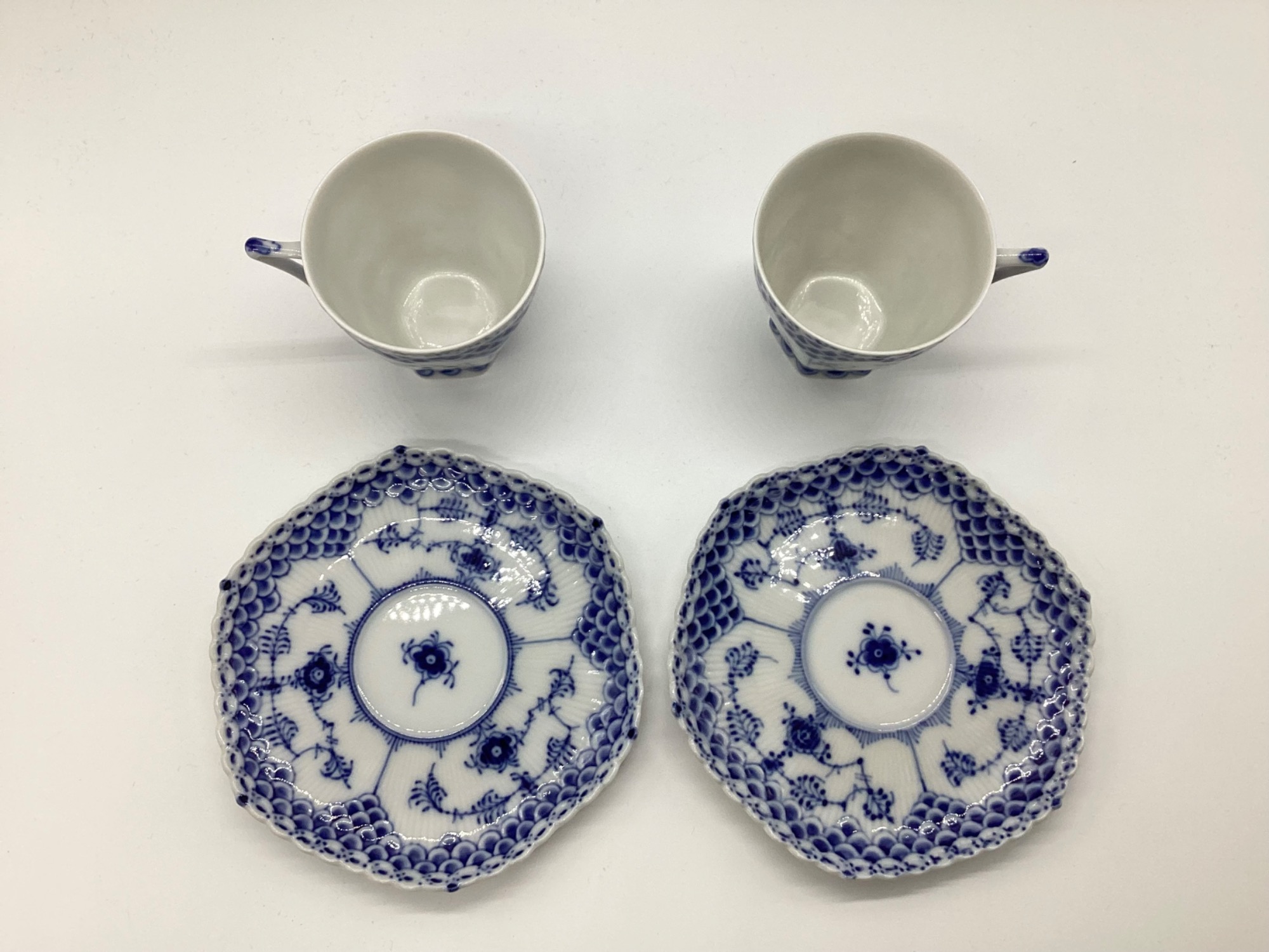 ROYAL COPENHAGEN(ロイヤルコペンハーゲン)のブルーフルーテッドをご