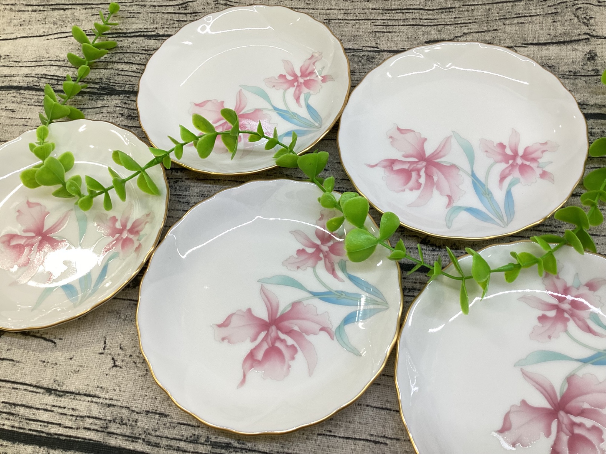 和食器買取強化中】香蘭社（コウランシャ）より中皿5Pセットのご紹介