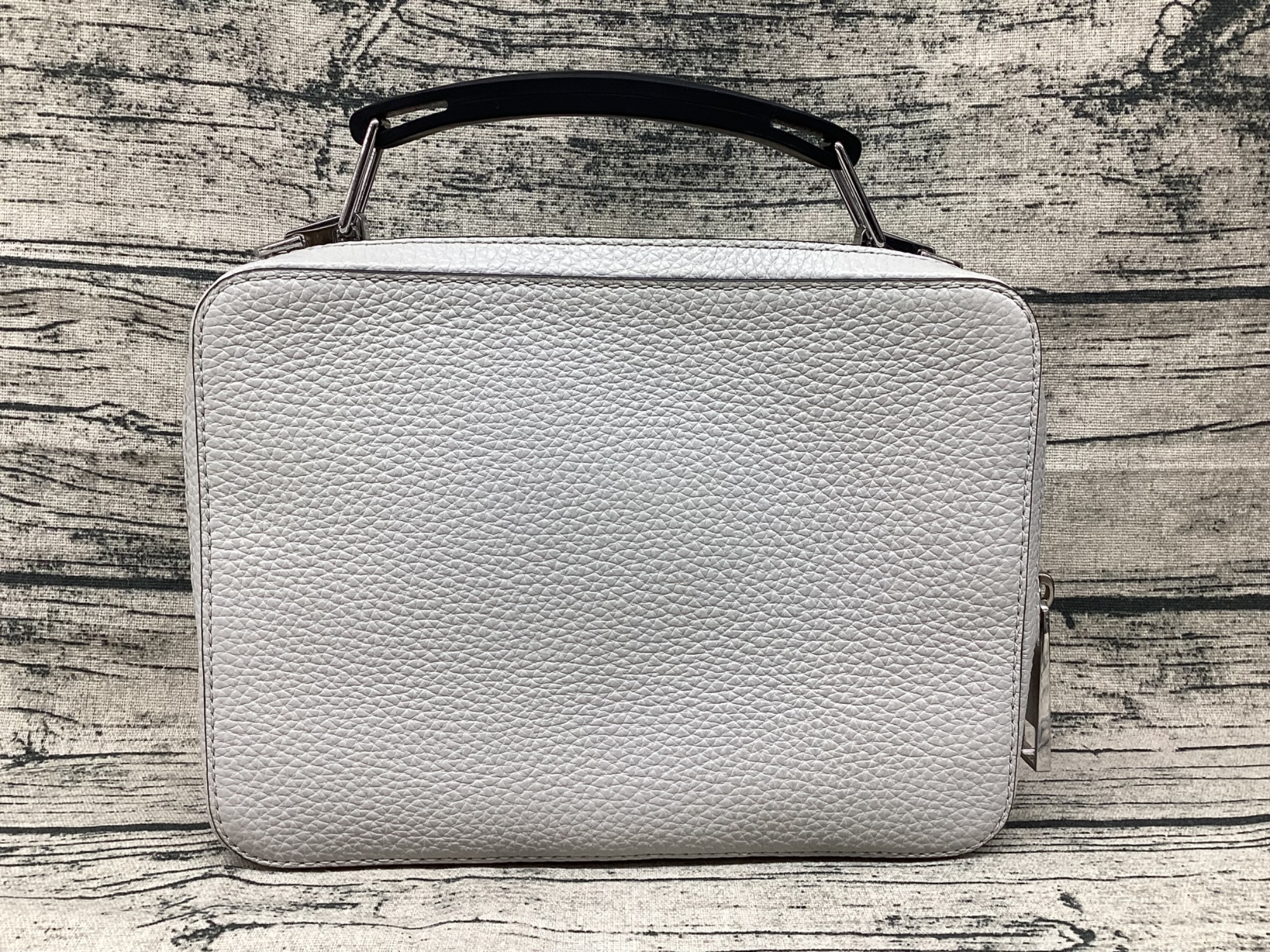 ブランドアイテム買取強化中】MARC JACOBS（マークジェイコブス）より