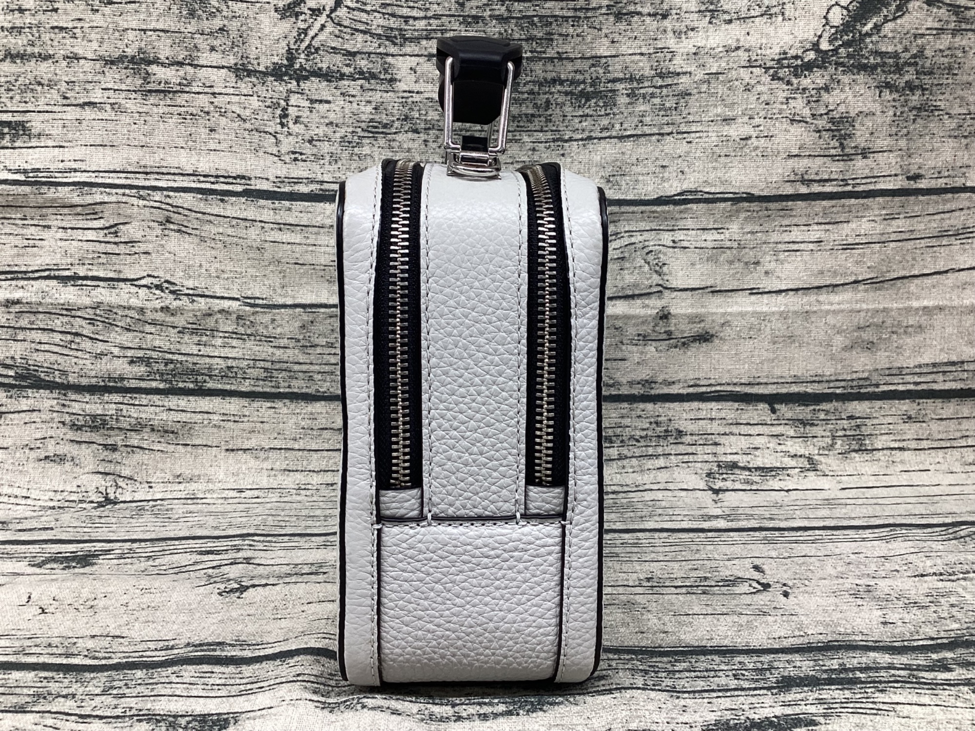 デパコス5点セット ブランドアイテム買取強化中】MARC JACOBS（マークジェイコブス）より