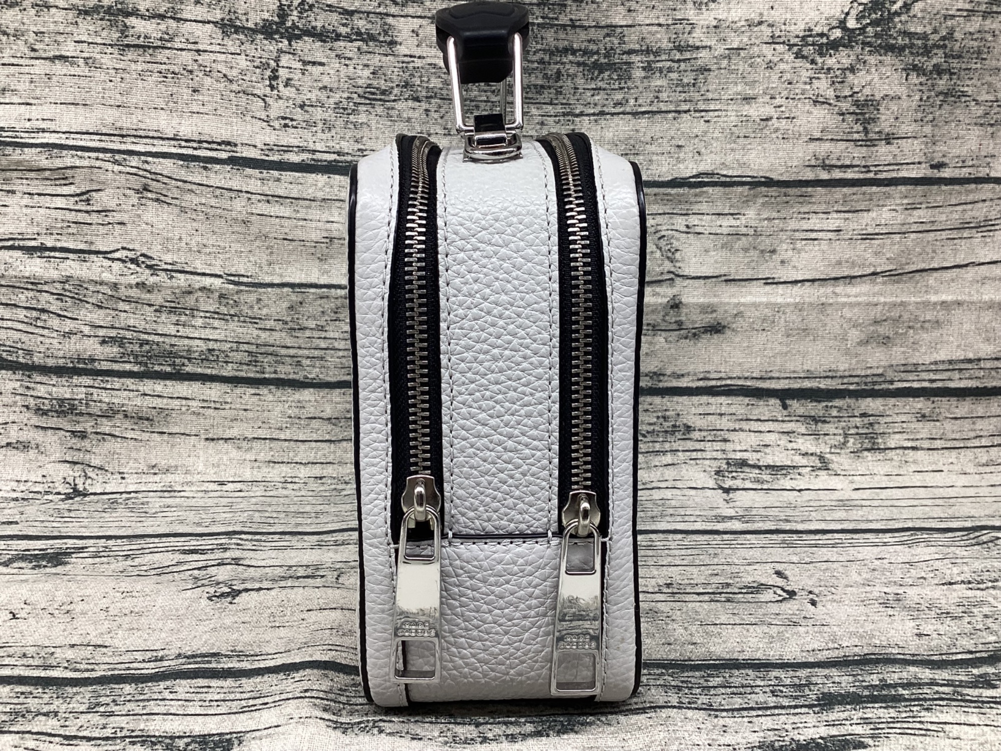 ブランドアイテム買取強化中】MARC JACOBS（マークジェイコブス）より