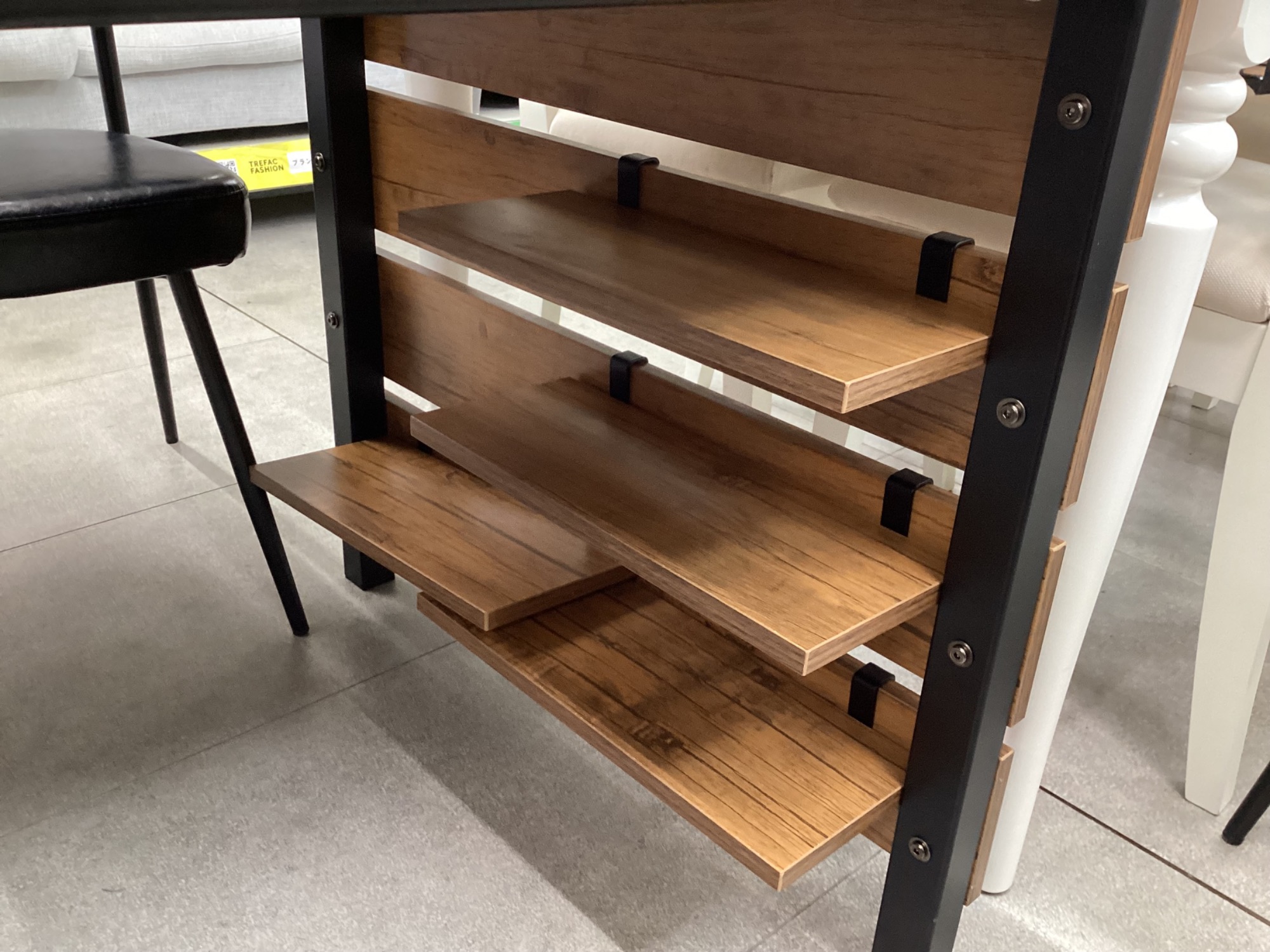 中古家具販売中】新入荷いたしました、ダイニング5点セットのご紹介