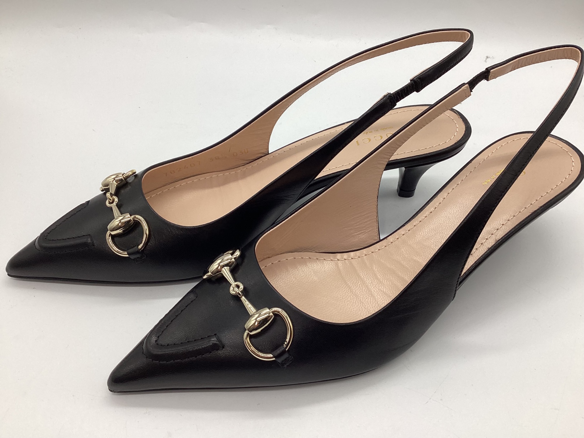 ブランドアイテム買取強化中】GUCCI（グッチ）よりのホースビット