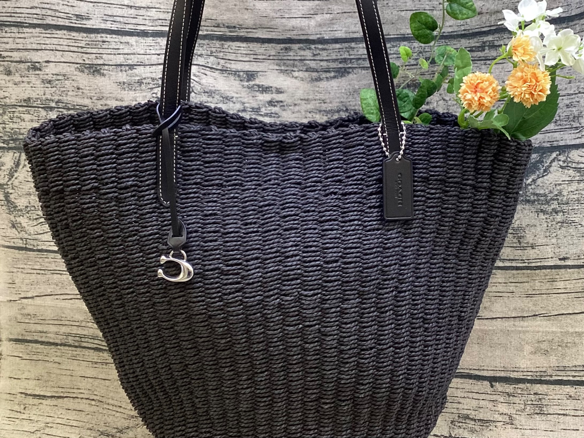 COACH買取強化中】COACH（コーチ）より、スモール ストロートートのご