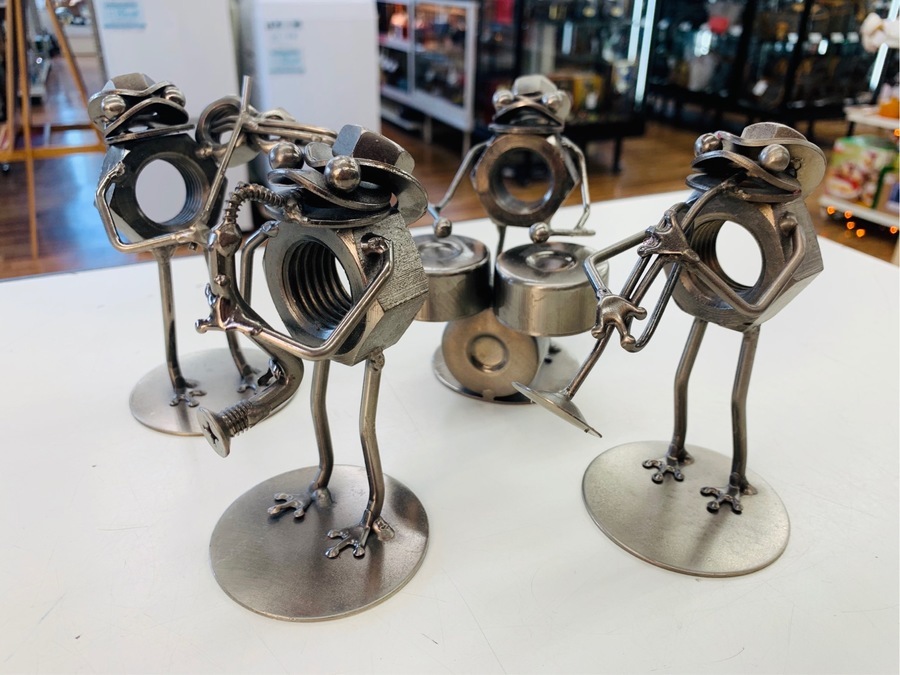 インテリア雑貨】メタルクラフトの置物が入荷しました！【松戸店