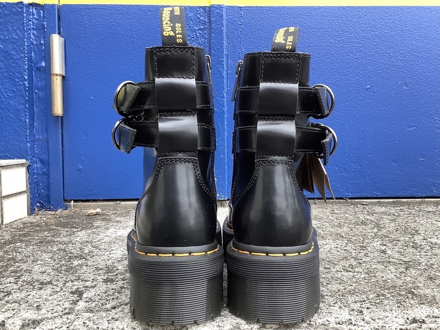 ✨良品✨ドクターマーチン　ブーツ　8ホール　厚底　AW006 SH05X 楽天市場】dr.martens aw006（ブーツ｜レディース靴）：靴の通販