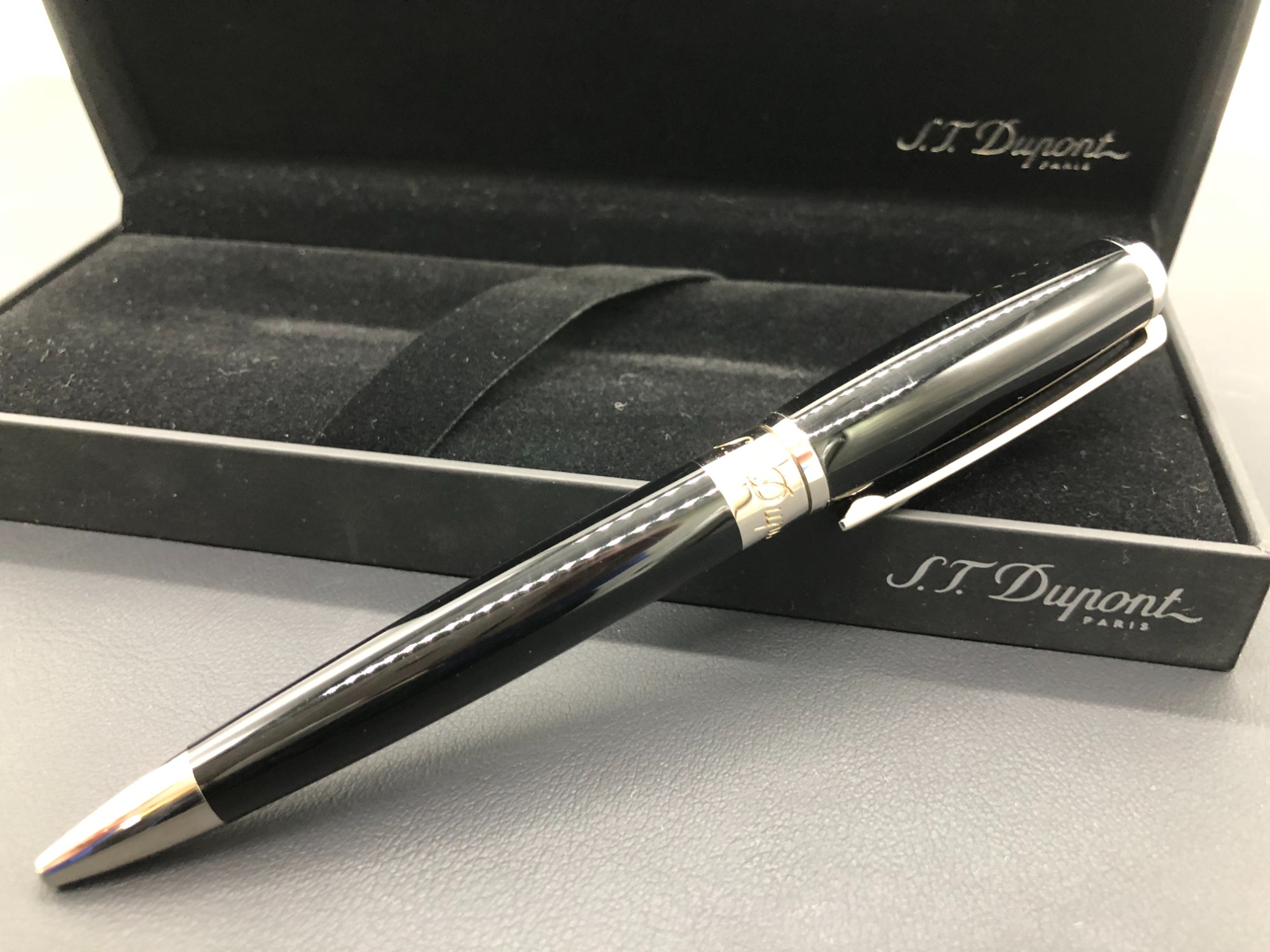 STデュポン】ラインDボールペン 417674 ボールペン | S.T. Dupont