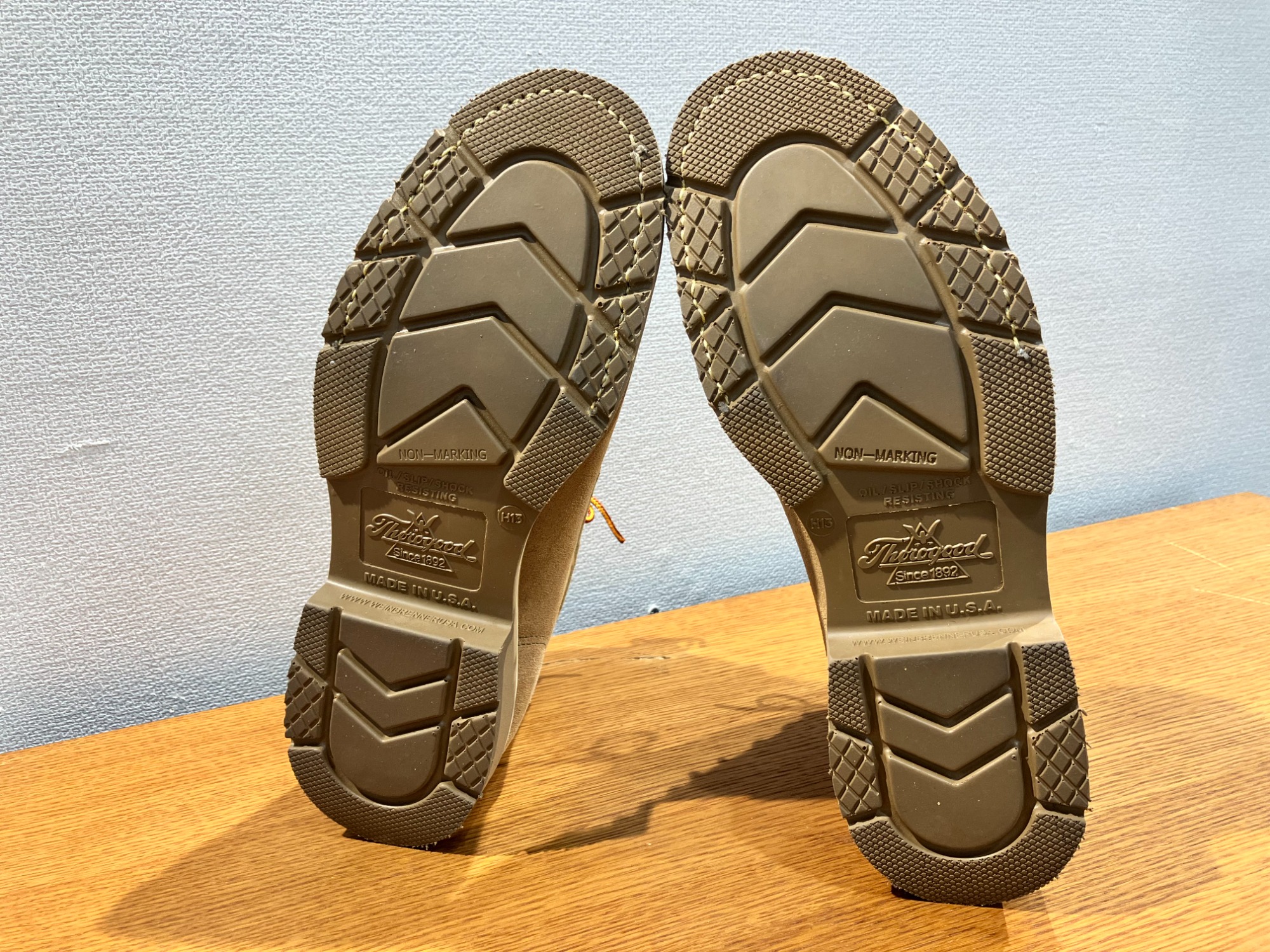 ソログッド (Thorogood)ルーファーブーツmade in USA 楽天市場】ソログッド THOROGOOD ルーファー ブーツ ベージュスエード