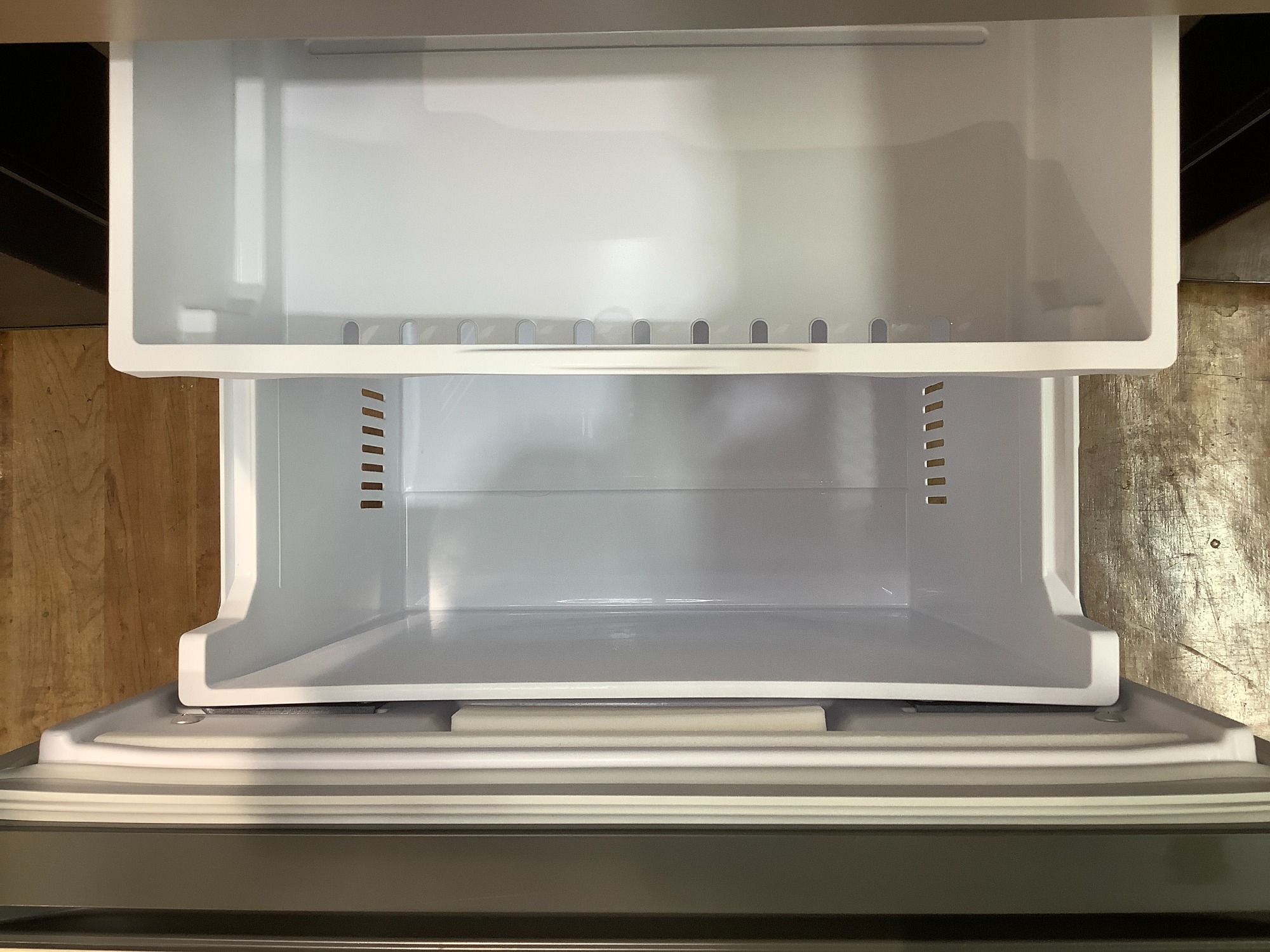 今月の水曜はポイント5倍デー！】HITACHI 日立 3ドア冷蔵庫 R-27RV 