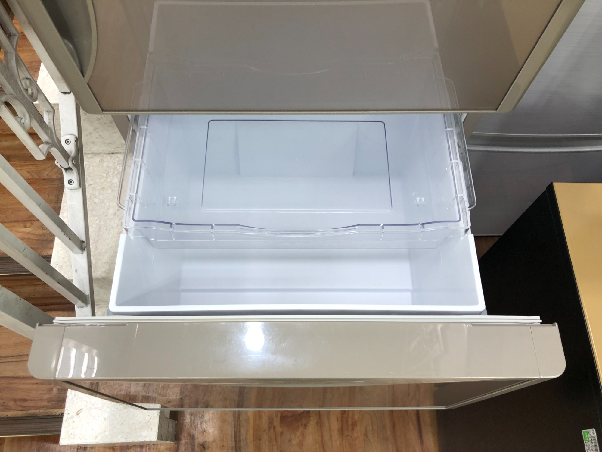 日立 冷蔵庫 315L 2019年製  R-S32JV 0922-1 日立 冷蔵庫 315L 2019年製 R-S32JV 0922-1 【公式通販】