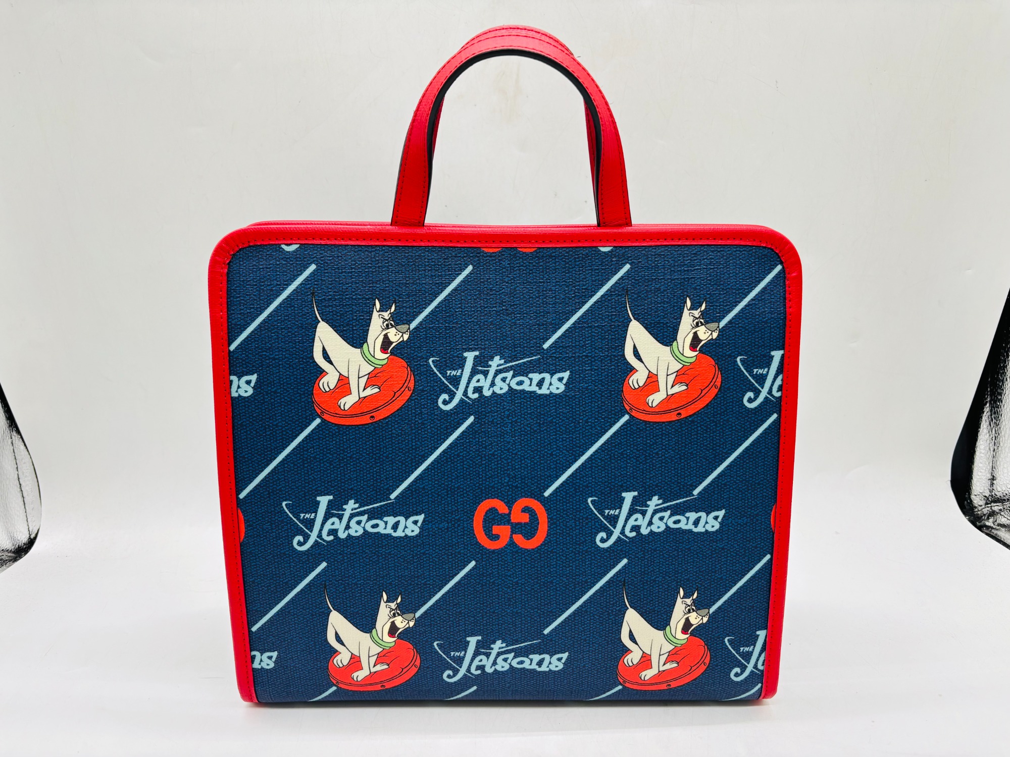 ★GUCCI × THE JETSONS★ハンカチ ジェットソンコラボ ネイビー GUCCI（グッチ） （新品・未使用品）グッチ チルドレンズ THE JETSONS