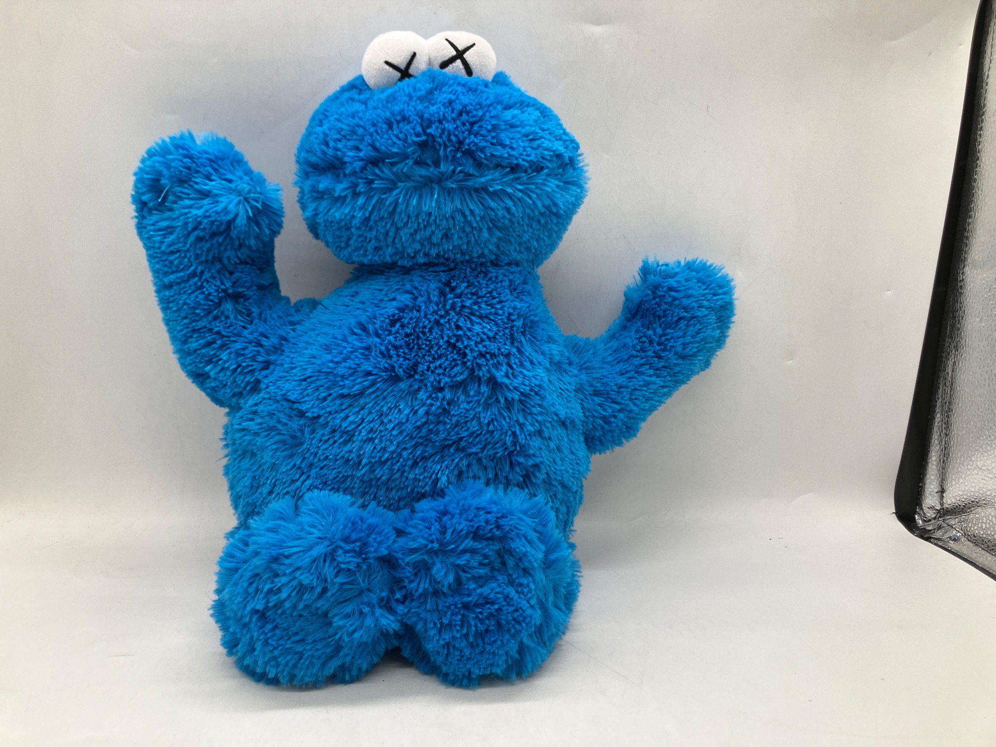 キャラクターグッズ買取強化中！】 KAWS×UNIQLO×SESAME STREET トイ