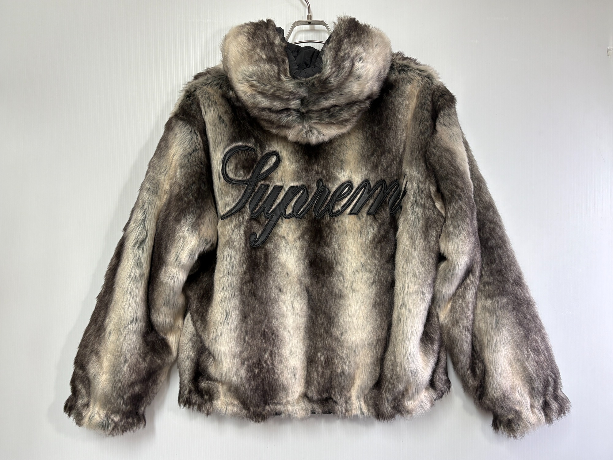 究極の二面性】Supreme Faux Fur Reversible Hooded Jacket SIZE Sのご