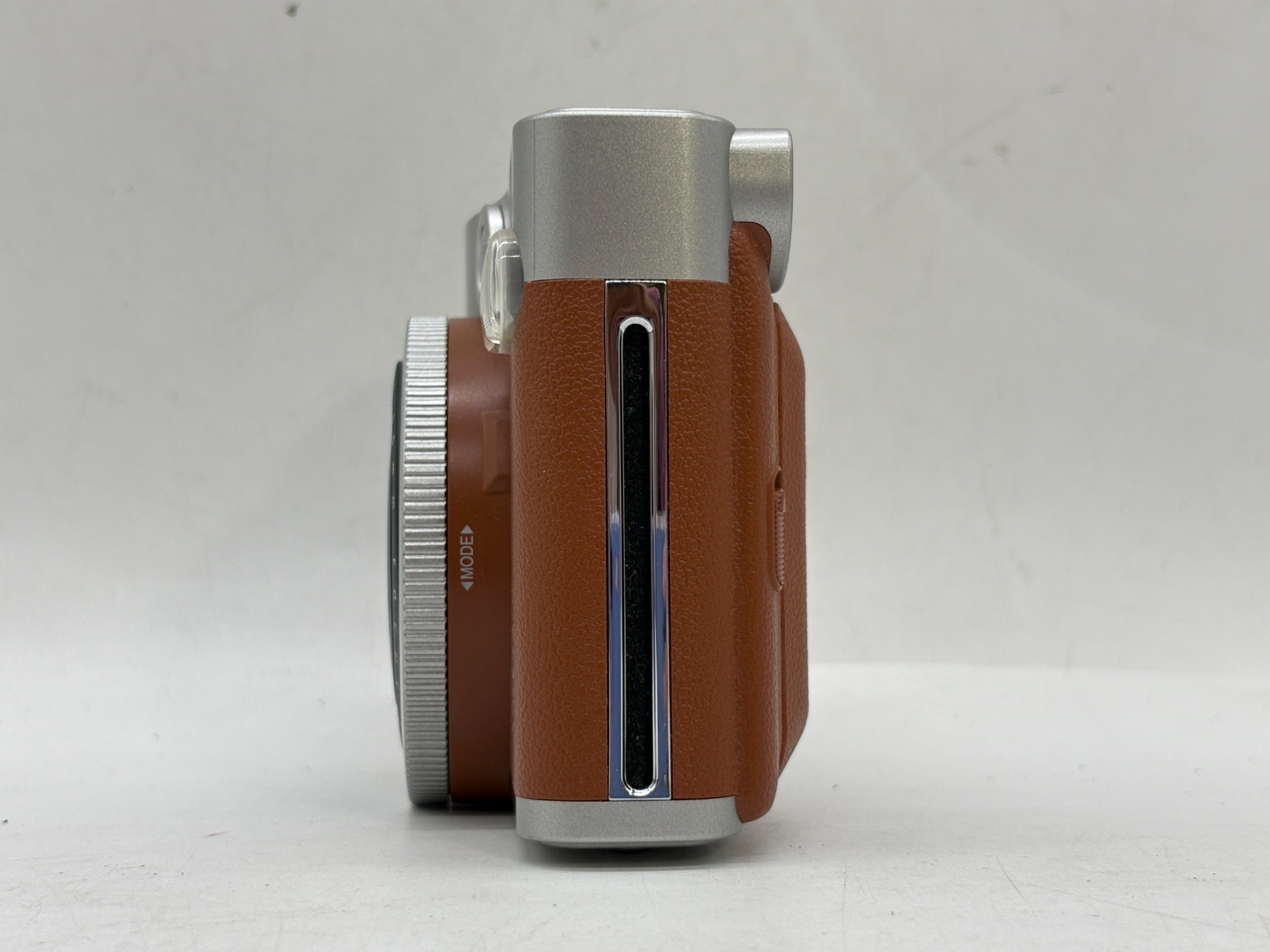 大人チェキ】FUJIFILM INSTAX mini 90 NEO CLASSIC入荷しました