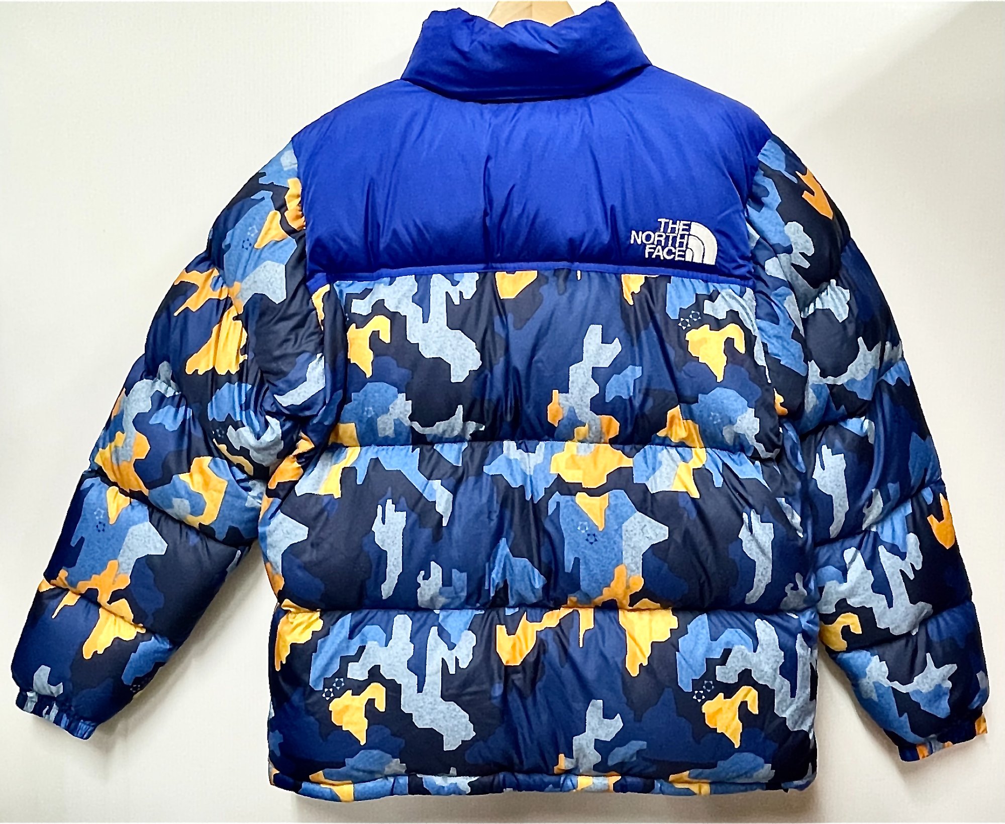 THE NORTH FACE / ザ・ノース・フェイス】ノベルティーヌプシ