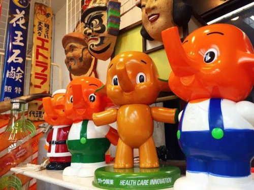 骨董品のレトロ