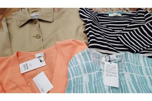 レディースファッションのジャケット