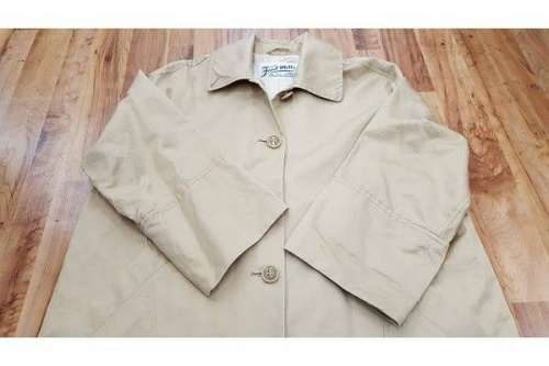 ジャケットのカーディガン