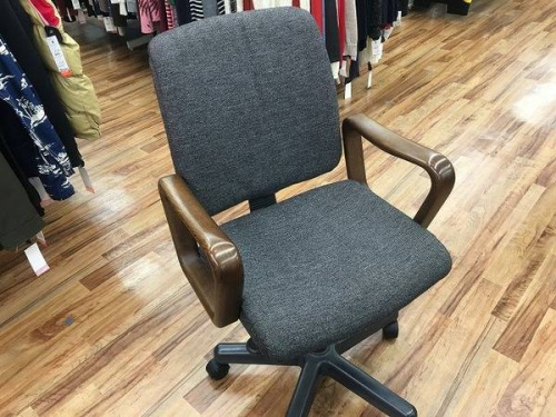 家具・インテリアのイス