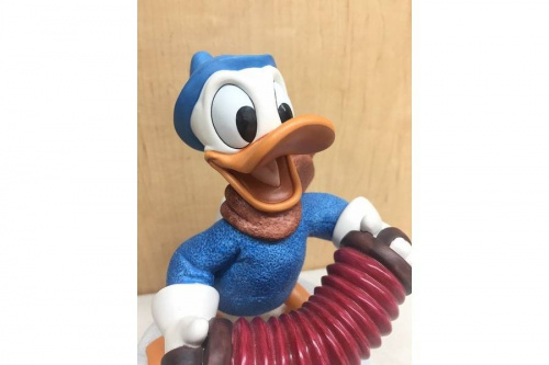 本日は《Disney》WDCC ドナルドダックのフィギュリンを買取入荷致し