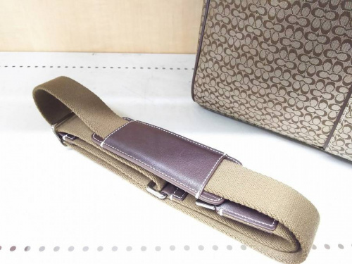 バッグのコーチ（COACH）