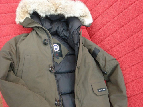 ダウンジャケットの買取