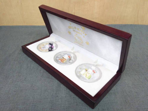 雑貨のHELLO KITTY