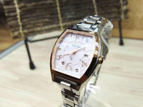 レディースファッションのSEIKO