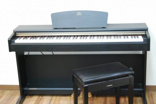 電子ピアノのYAMAHA