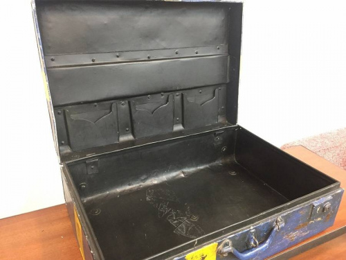 ヴィンテージのトランク